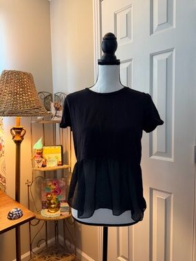 Zara Black Short-Sleeve Peplum Blouse size small euc